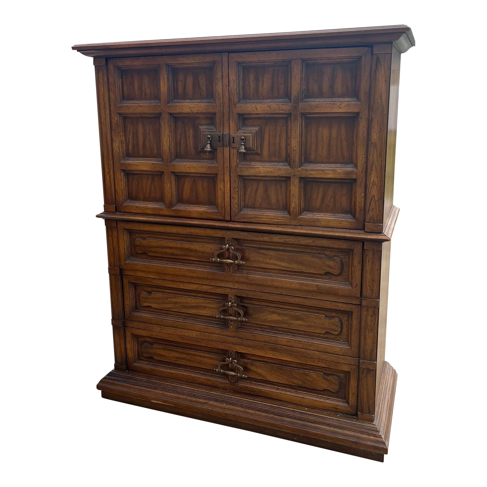 1970s Drexel Heritage Highboy: Drexel Heritage has been around since 1903. Some of the finest quality furniture in the world. This piece is not without its imperfections and its price is reflective of that. Please see photographs.