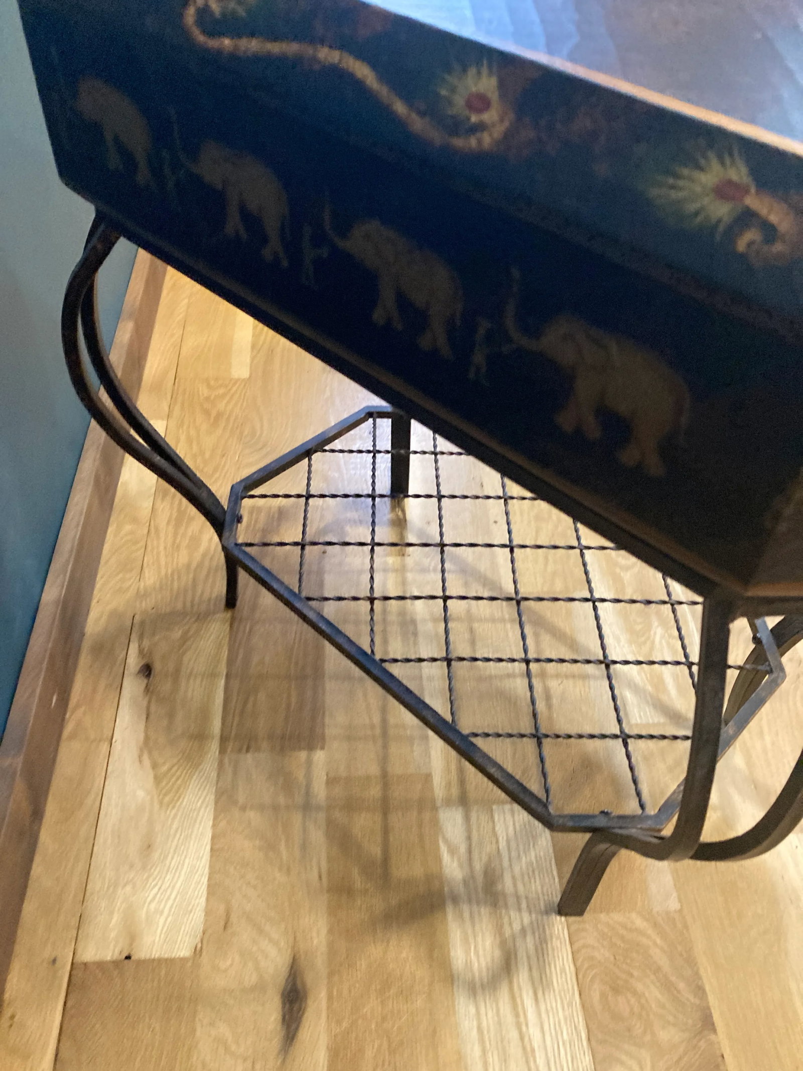Late 20th Century Elephant Trunk Side Table With Iron Base - 6