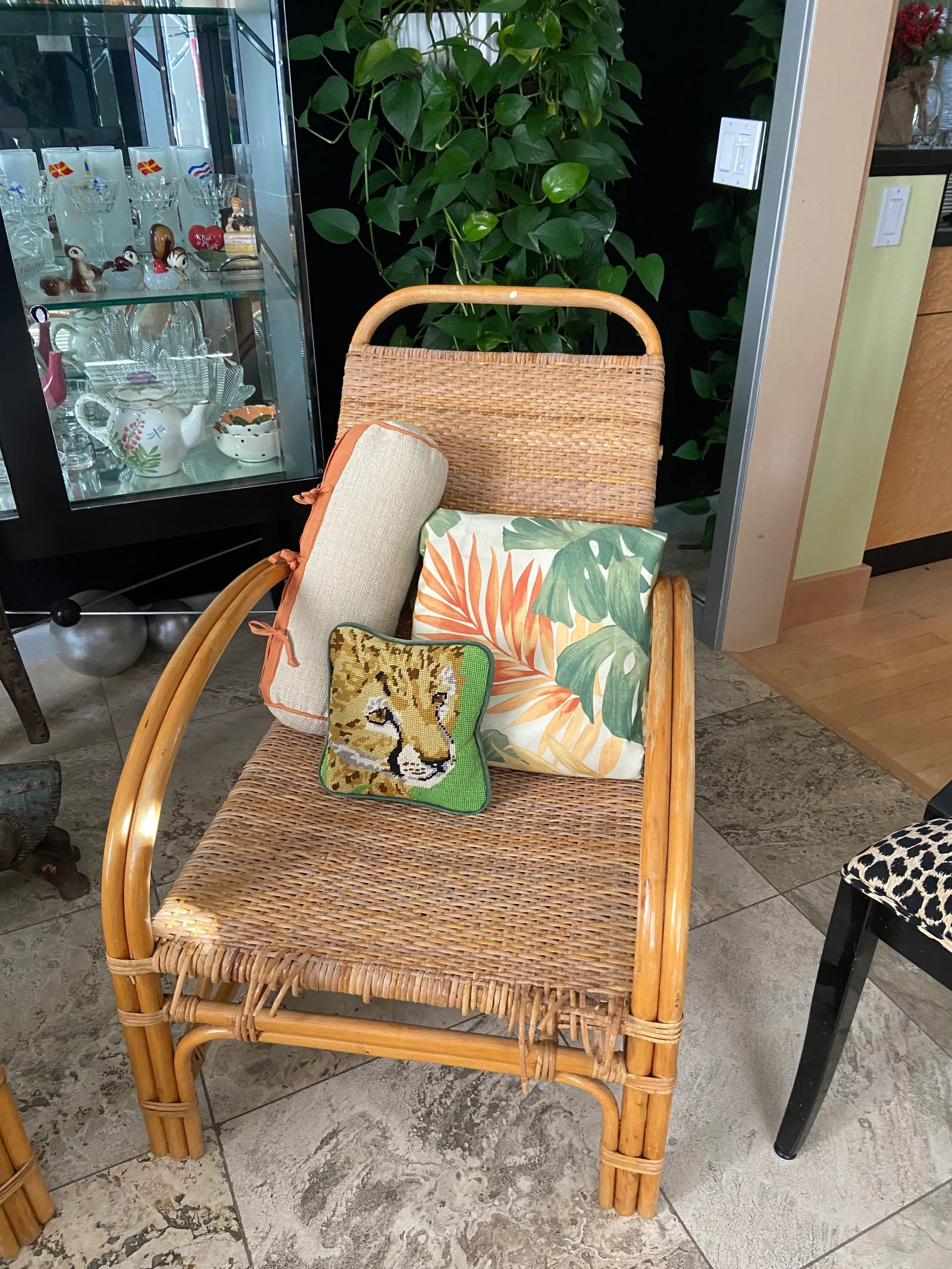 Vintage Blonde Rattan Lounge Chairs (Pair) 1940's Handwoven Tropical, Timeless Design Aesthetic, Pol - 3