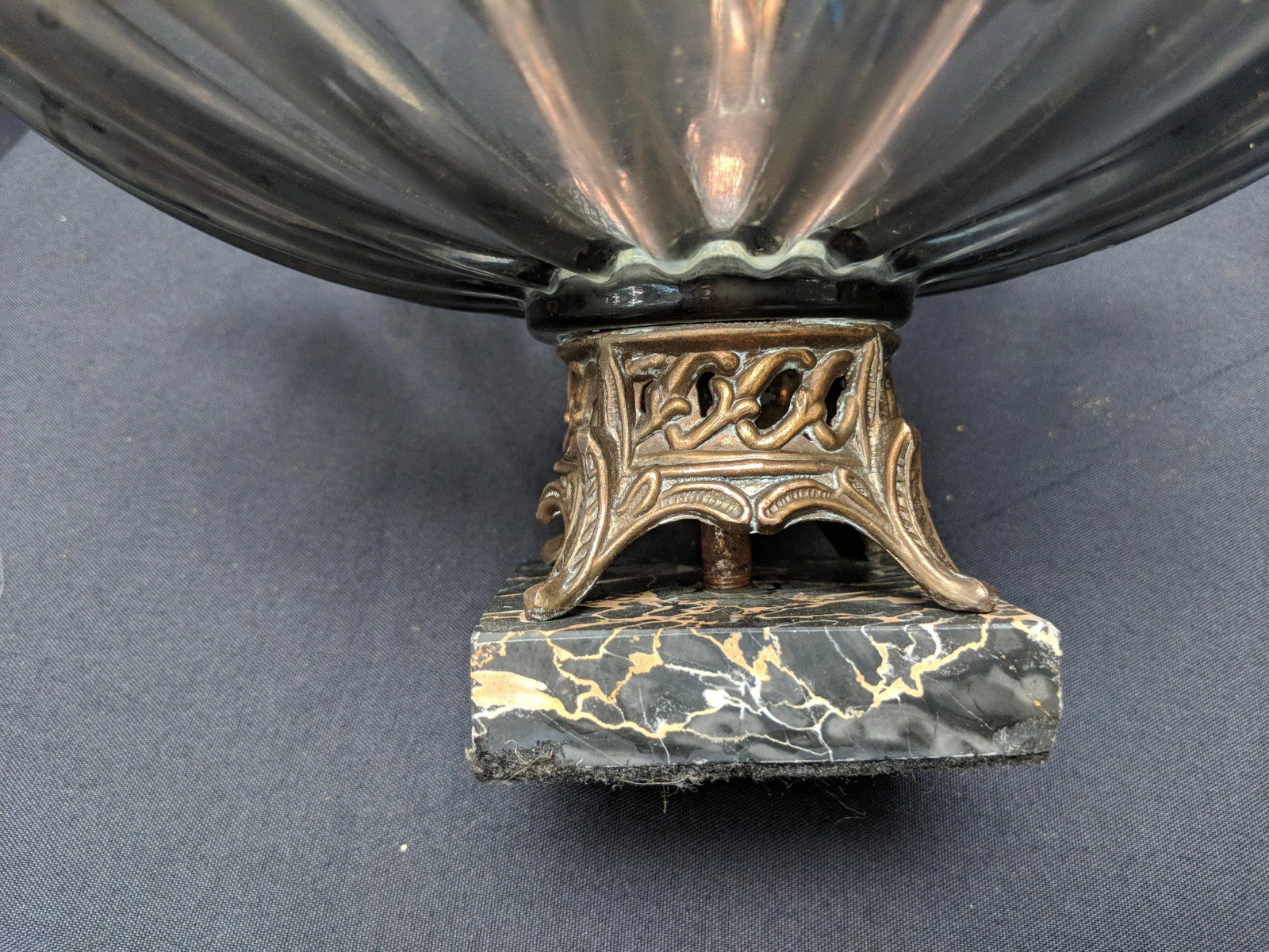 Fostoria Tiered Compote Cherub Serving Dish Starburst Smoky Gray Quartz - 2