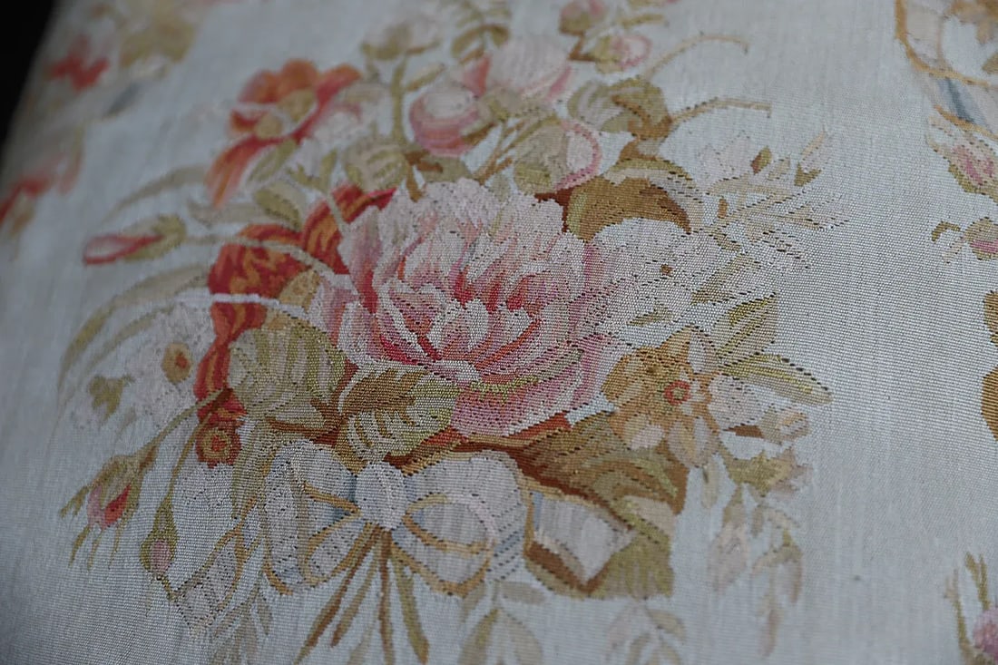 Ivory and Pink Floral Aubusson Silk Pillow - 3