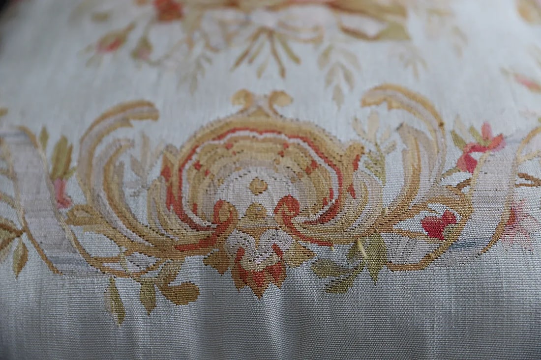 Ivory and Pink Floral Aubusson Silk Pillow - 4