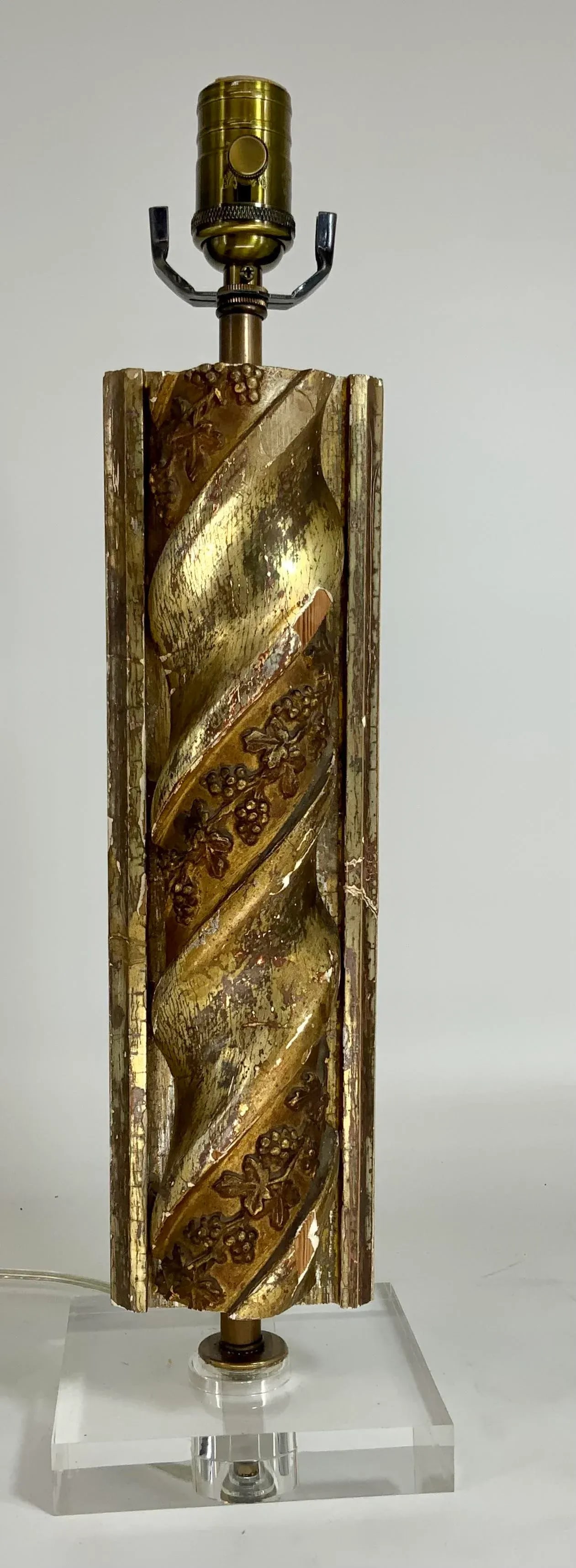 18th Century Italian Carved and Gilt Fragment Lamp - 2