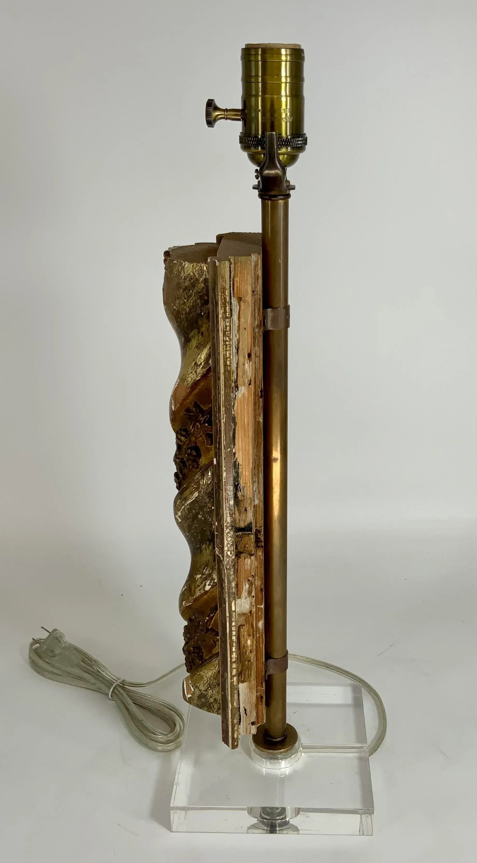 18th Century Italian Carved and Gilt Fragment Lamp - 3