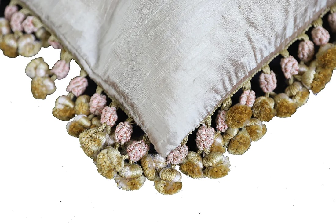 Hand Woven Ivory and Green Floral Aubusson Pillow - 4