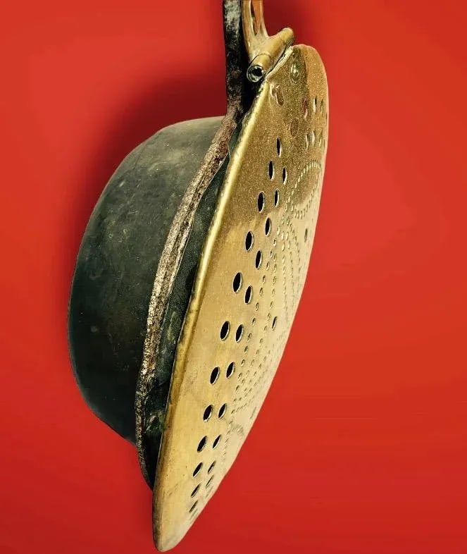 Early 18th Century French Brass Plague Pan With Forged Iron Handle - 3