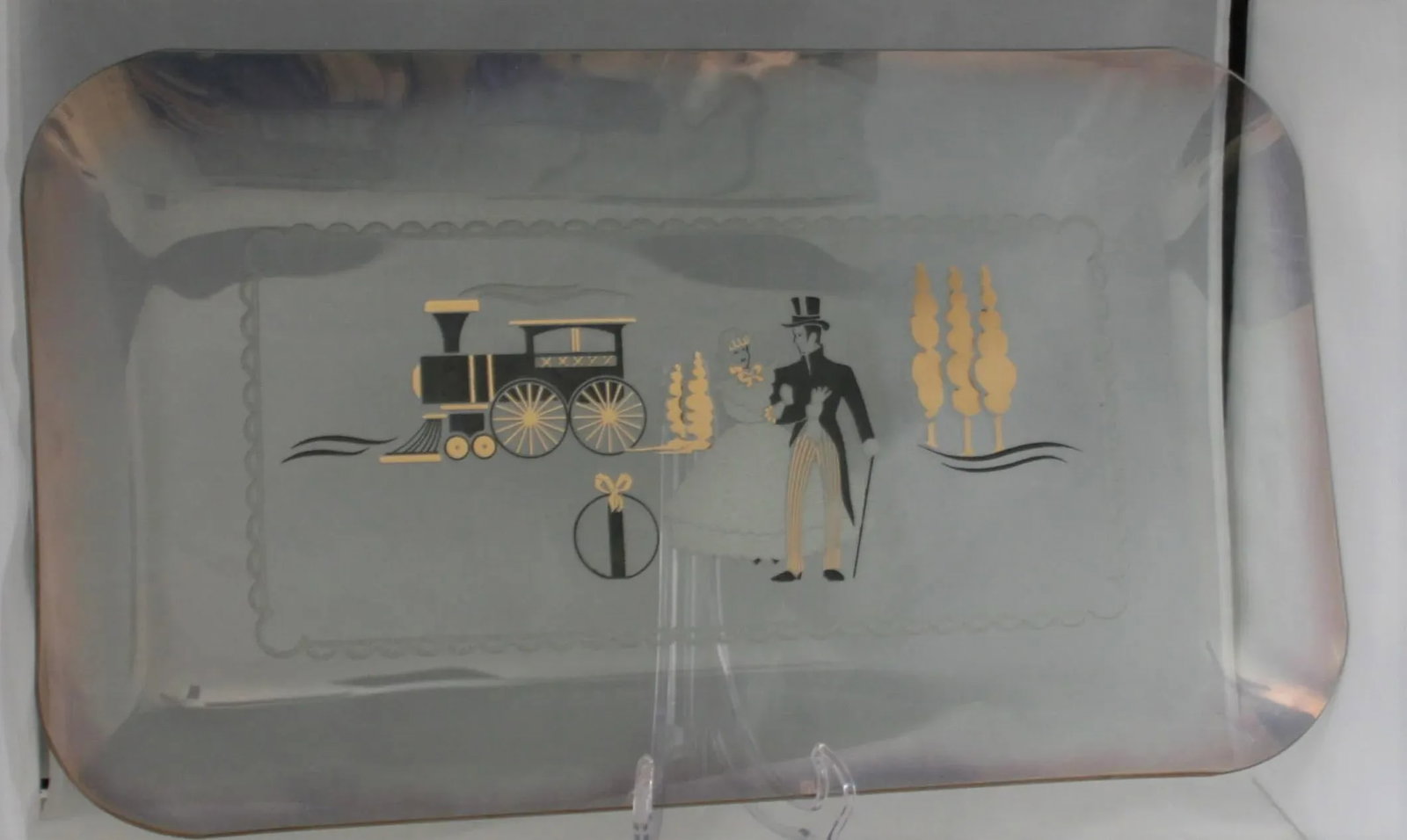 Mid-Century Large Iridescent Clear Glass Tray Black & Gold Victorian Scene - 2
