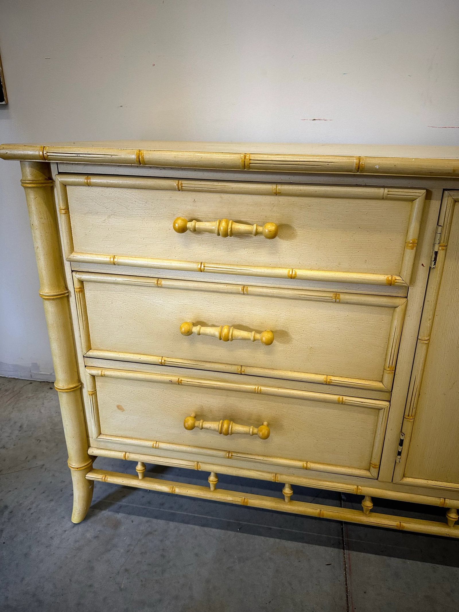 1950s Century Faux Bamboo 9 Drawer Dresser - 10