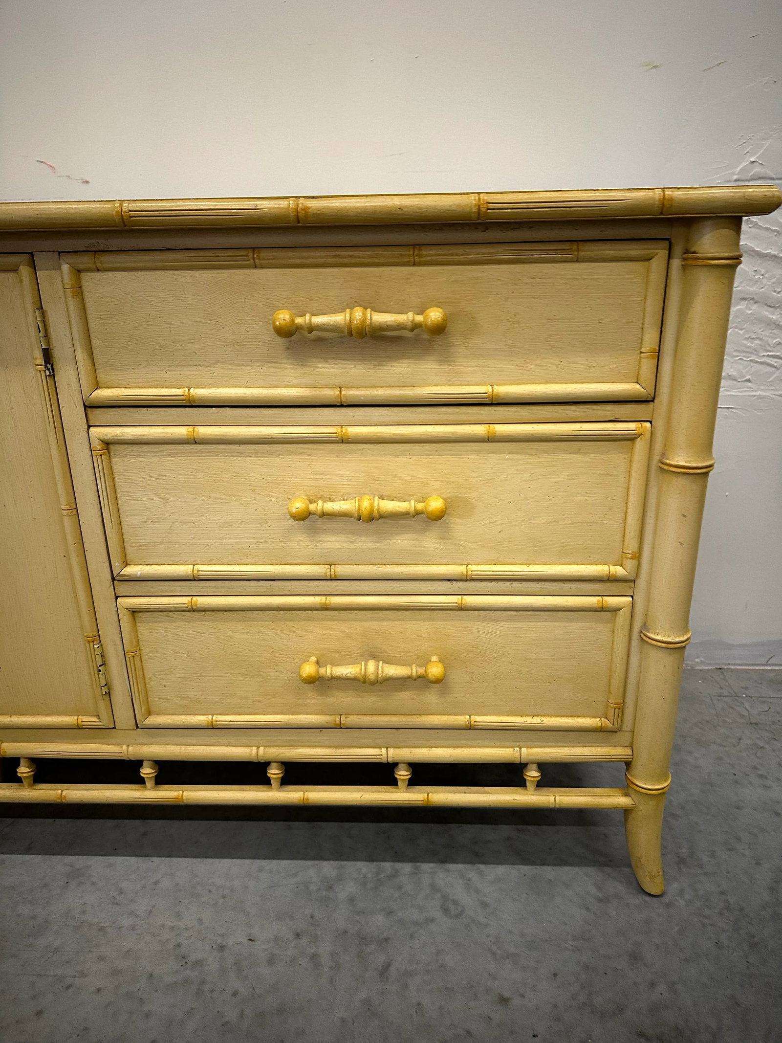 1950s Century Faux Bamboo 9 Drawer Dresser - 8