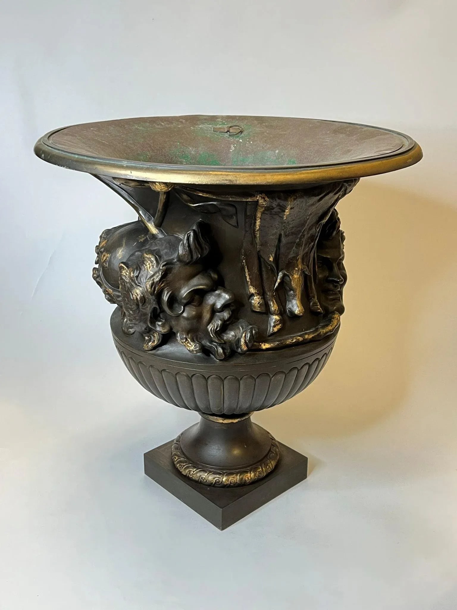Large 19th Century French Bronze Borghese Vase Cast by Barbedienne - 11