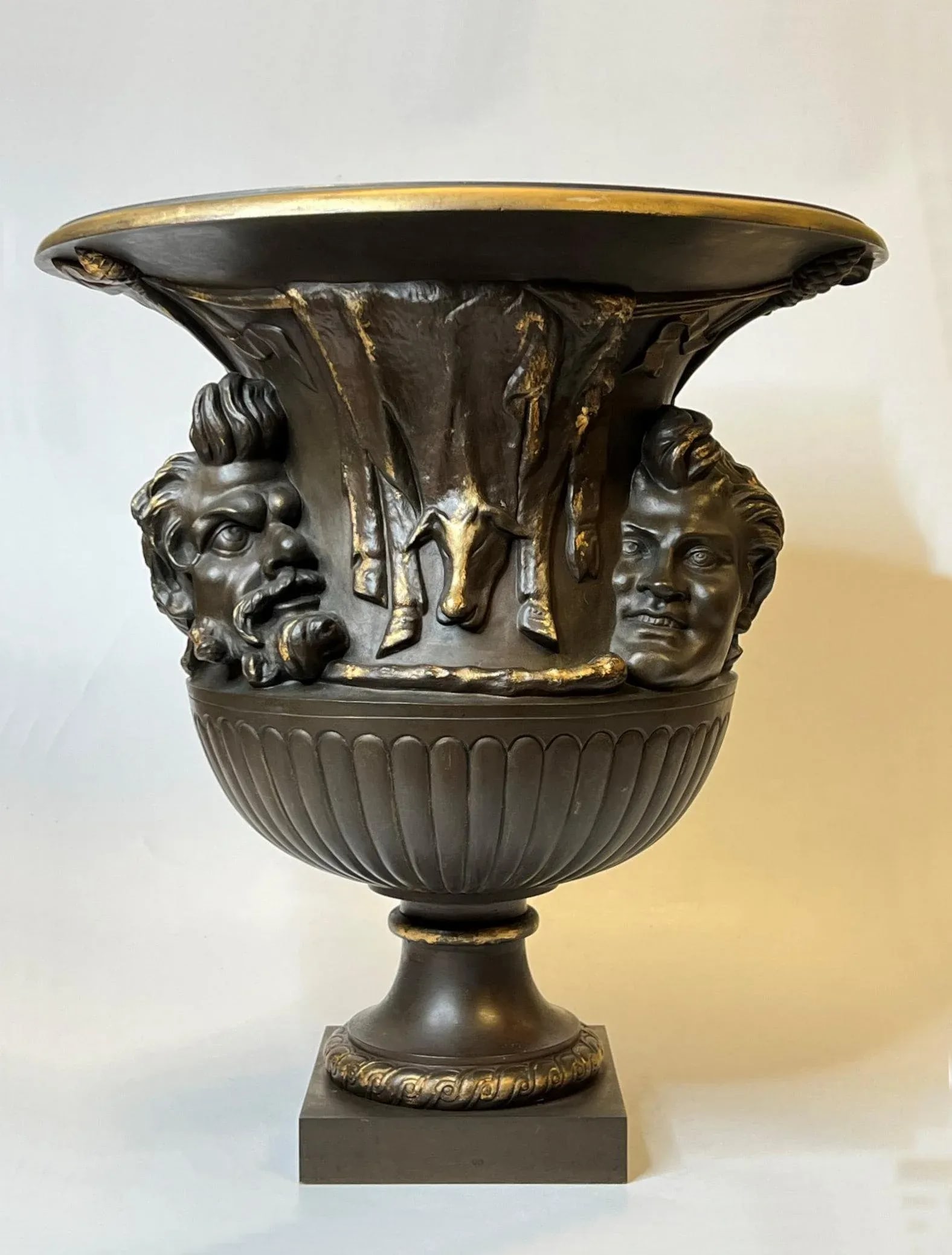 Large 19th Century French Bronze Borghese Vase Cast by Barbedienne - 3