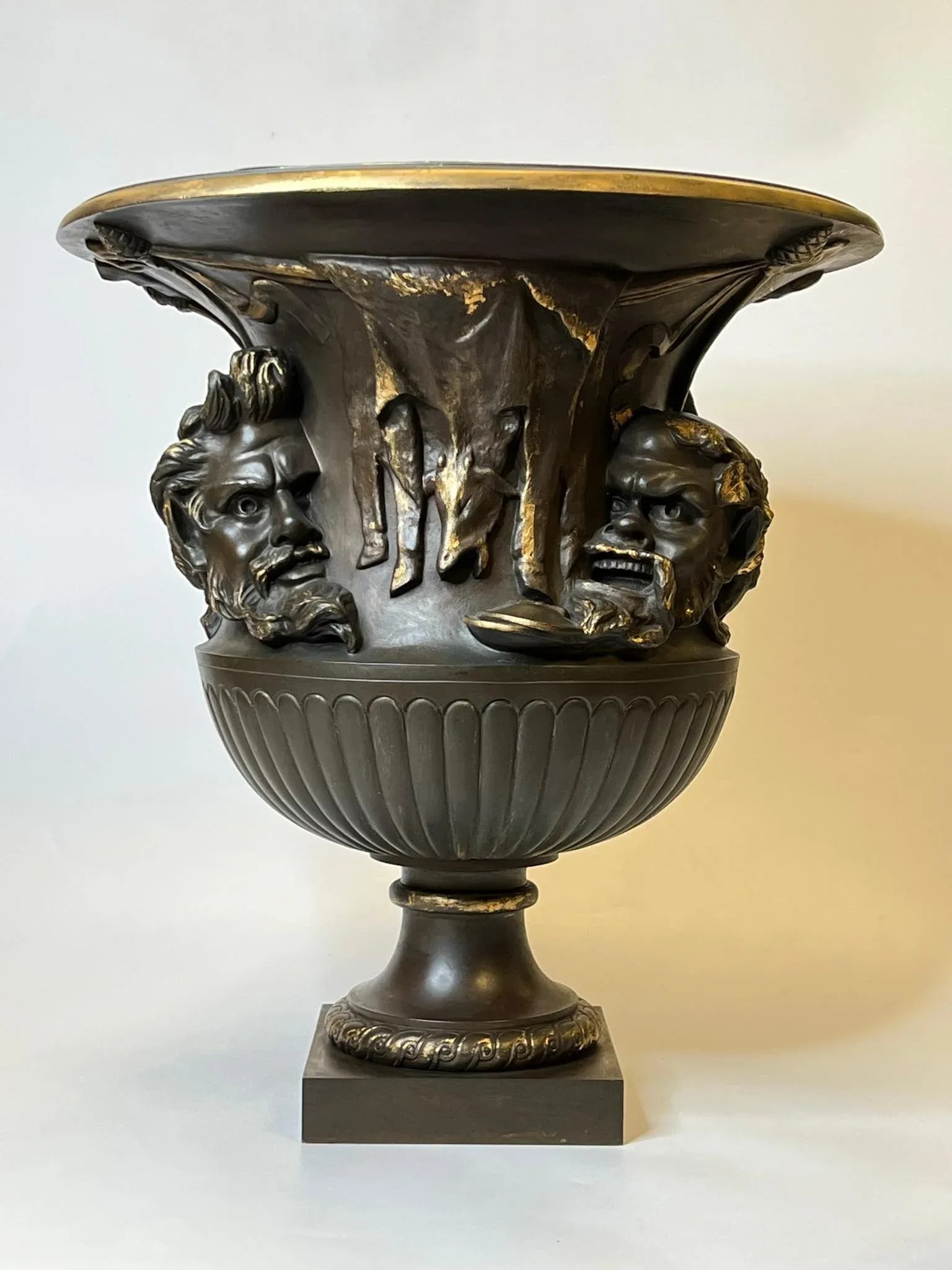 Large 19th Century French Bronze Borghese Vase Cast by Barbedienne - 7