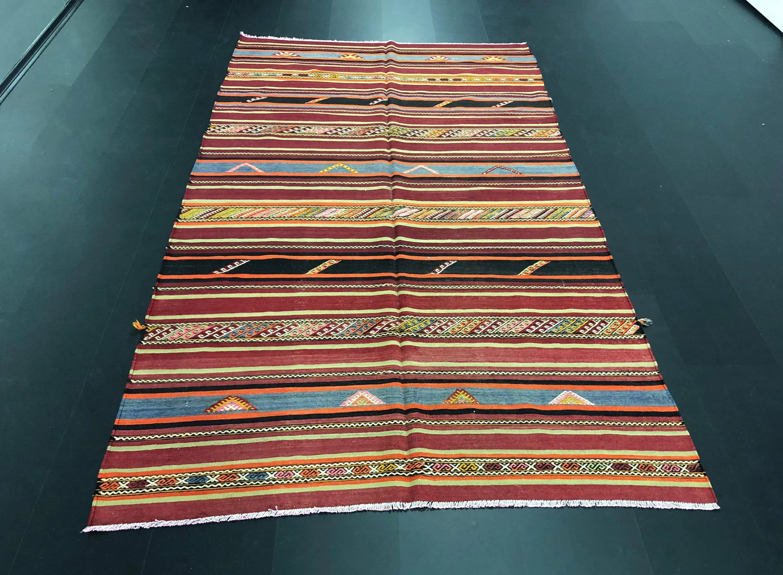 1960s Vintage Striped Turkish Handmade Wool Kilim Rug - 6'1'' * 9'8'' - 11