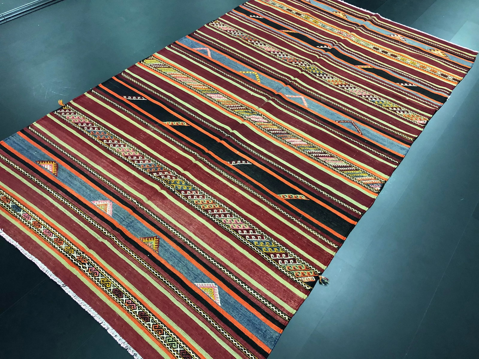 1960s Vintage Striped Turkish Handmade Wool Kilim Rug - 6'1'' * 9'8'' - 3