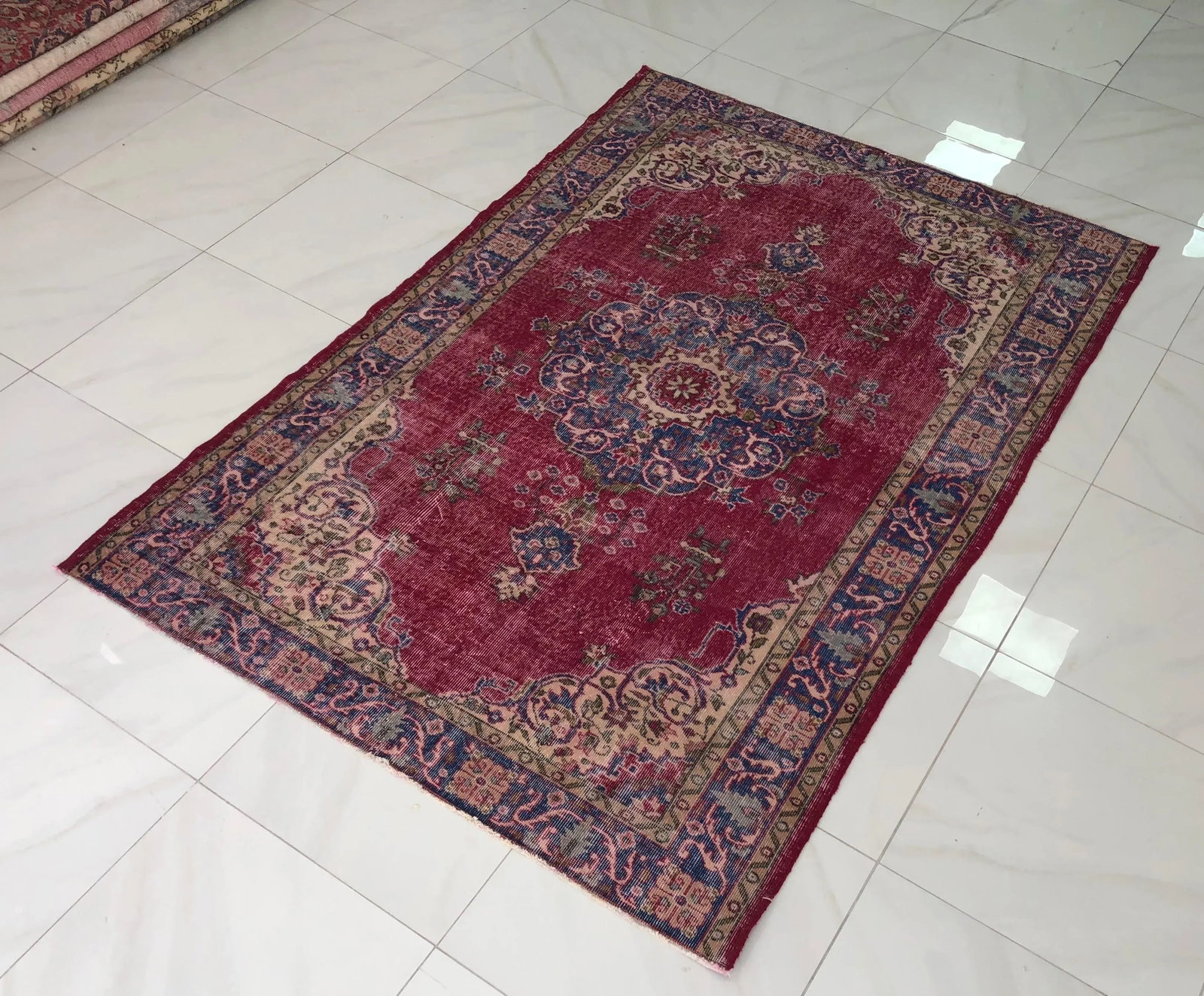 1970s Vintage Turkish Handwoven Rug - 5'6'' * 8'5'' - 2