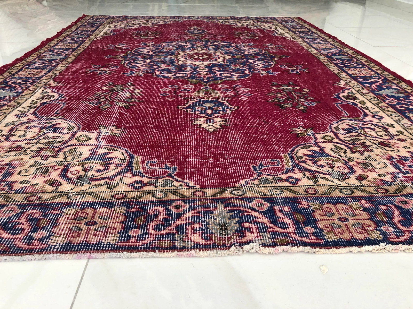 1970s Vintage Turkish Handwoven Rug - 5'6'' * 8'5'' - 5
