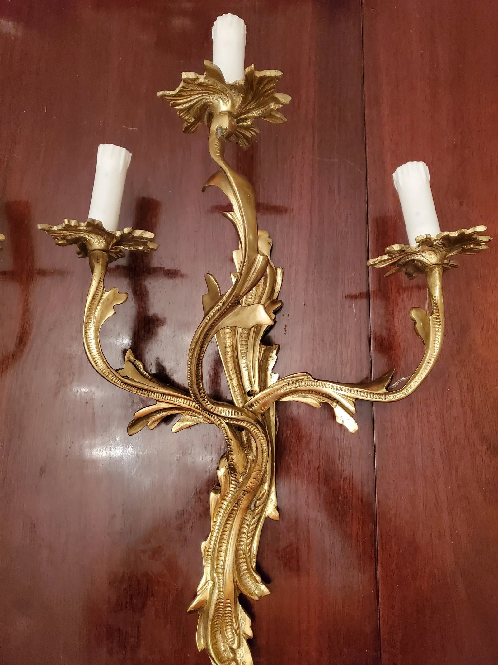 Vintage Hollywood Regency Mid-Century Louis XV Style Sconces - a Pair - 3