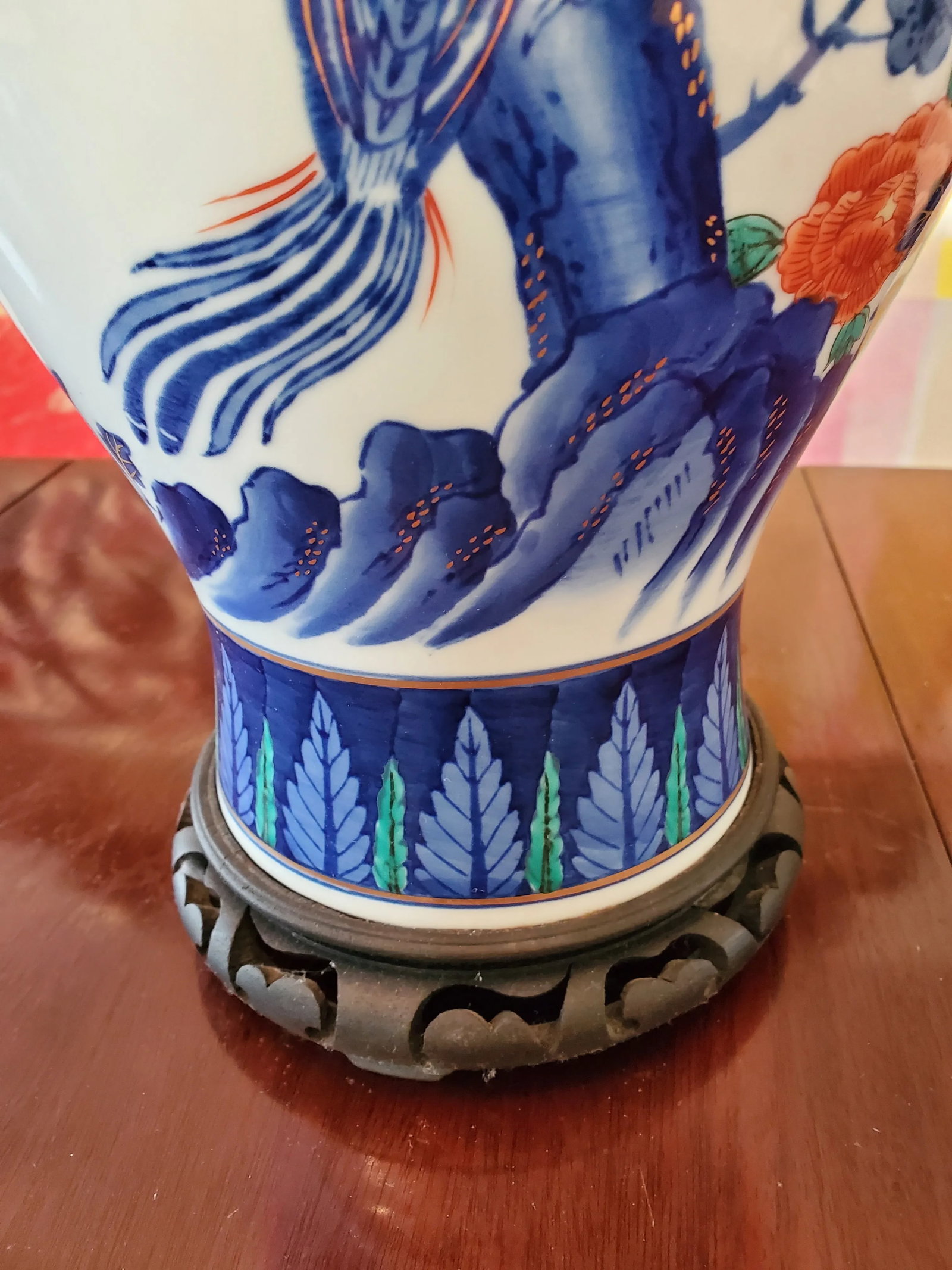 Mid-Century Hollywood Regency Asian Porcelain Lamp - 4