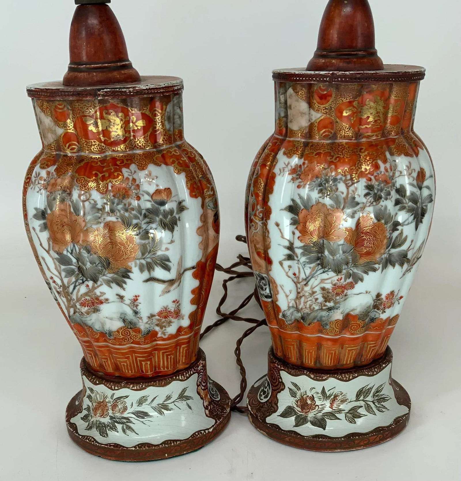 Pair of Antique Japanese Kutani Hand Painted Table Lamps. - 5