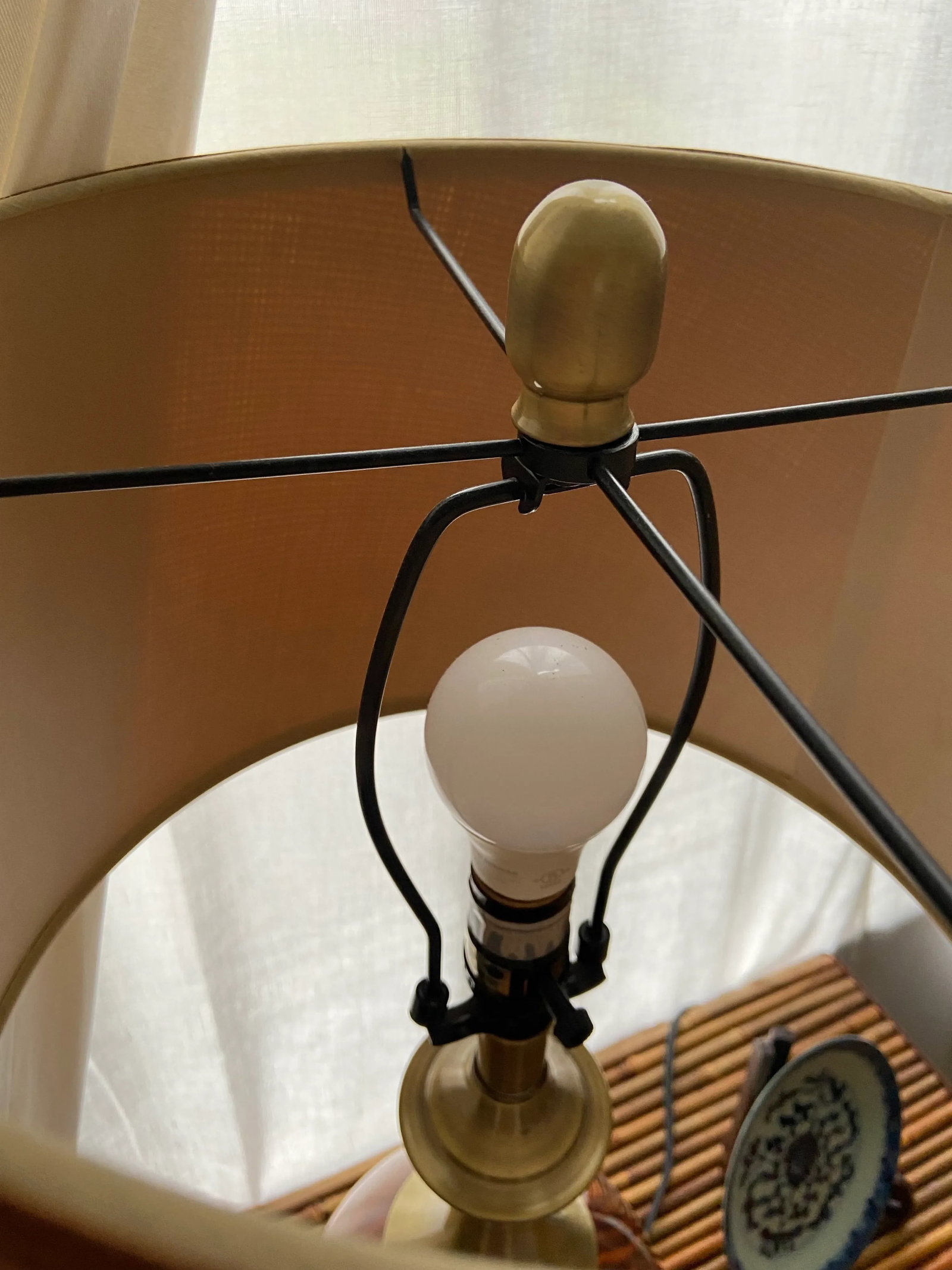 Vintage Amber Glass Lamp - 9