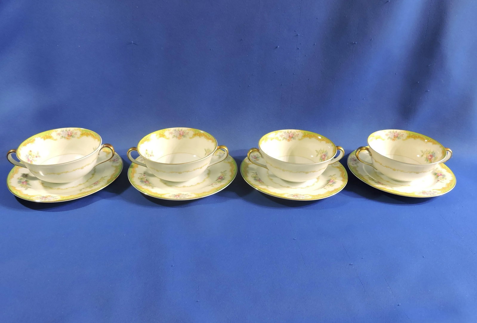 Early 20th Century Noritake Morimura Bro's Japanese Porcelain Echinacea & Rose Double Handled Cream - 2