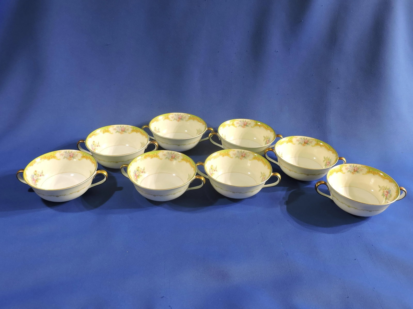 Early 20th Century Noritake Morimura Bro's Japanese Porcelain Echinacea & Rose Double Handled Cream - 4