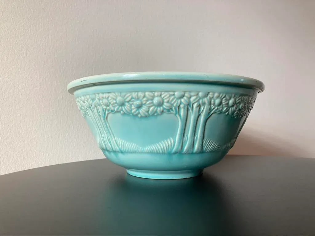 Early 20th Century Homer Laughlin Porcelain Bowl- Large - 12