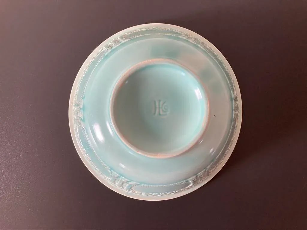 Early 20th Century Homer Laughlin Porcelain Bowl- Large - 4