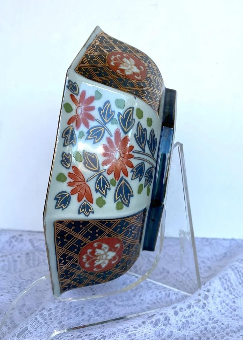 Antique Imari Arita Hexagon Bowl - Red, Blue & Gold Accents, Gold Trim - 3