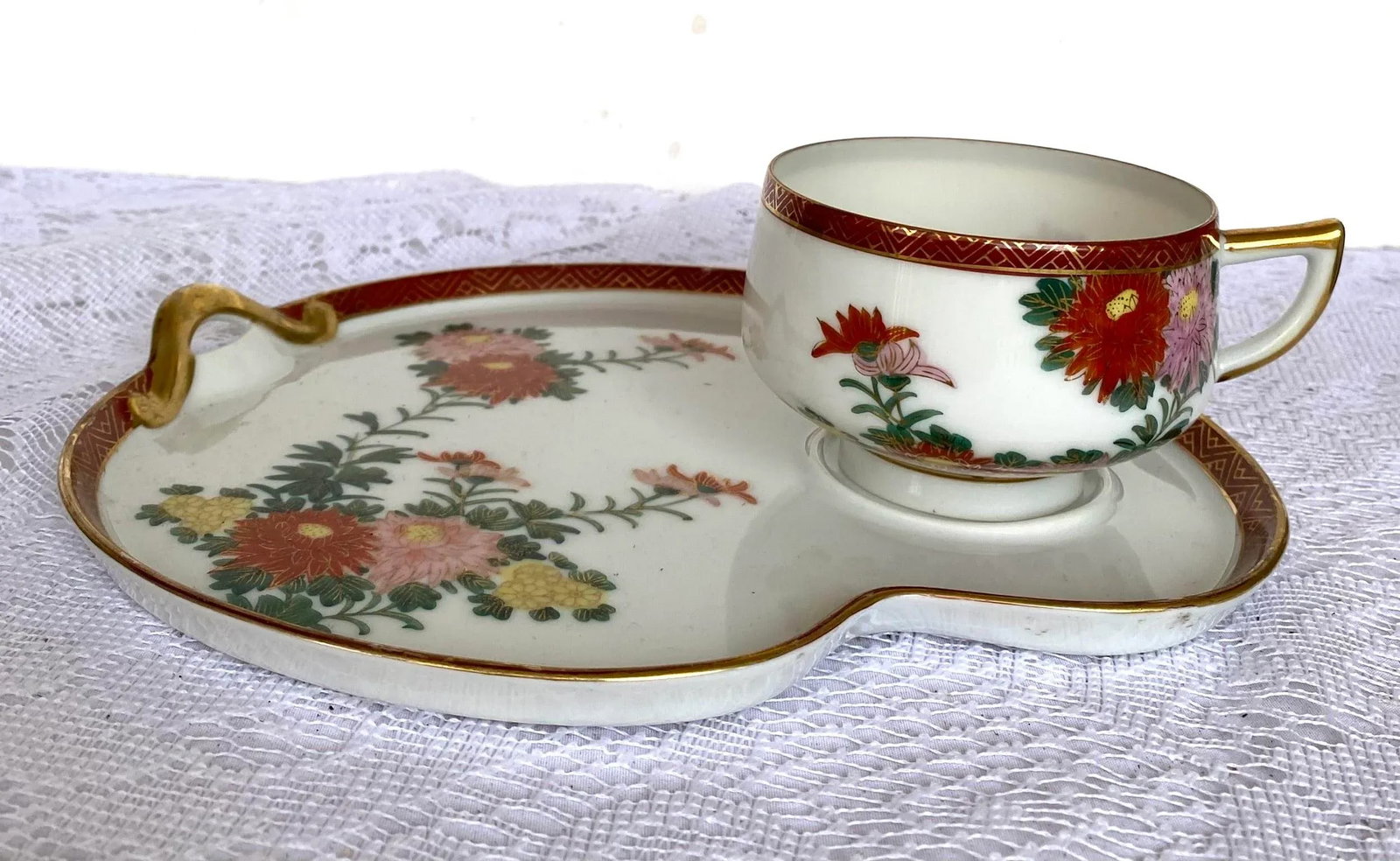 Vintage 1960s Kutani Japan Hand Painted Snack Plate - Set of 6, Red Band With Gold Zig Zag, Gosai Fl - 6