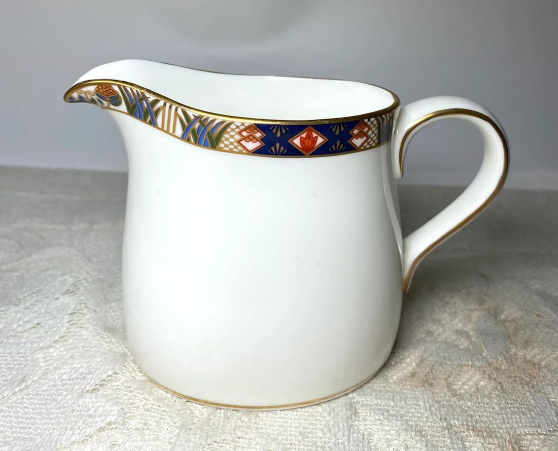 1990s Royal Crown Derby Rutland Sugar Bowl and Creamer - Blue & Rust Flowers, Gold Lattice Design, G - 8