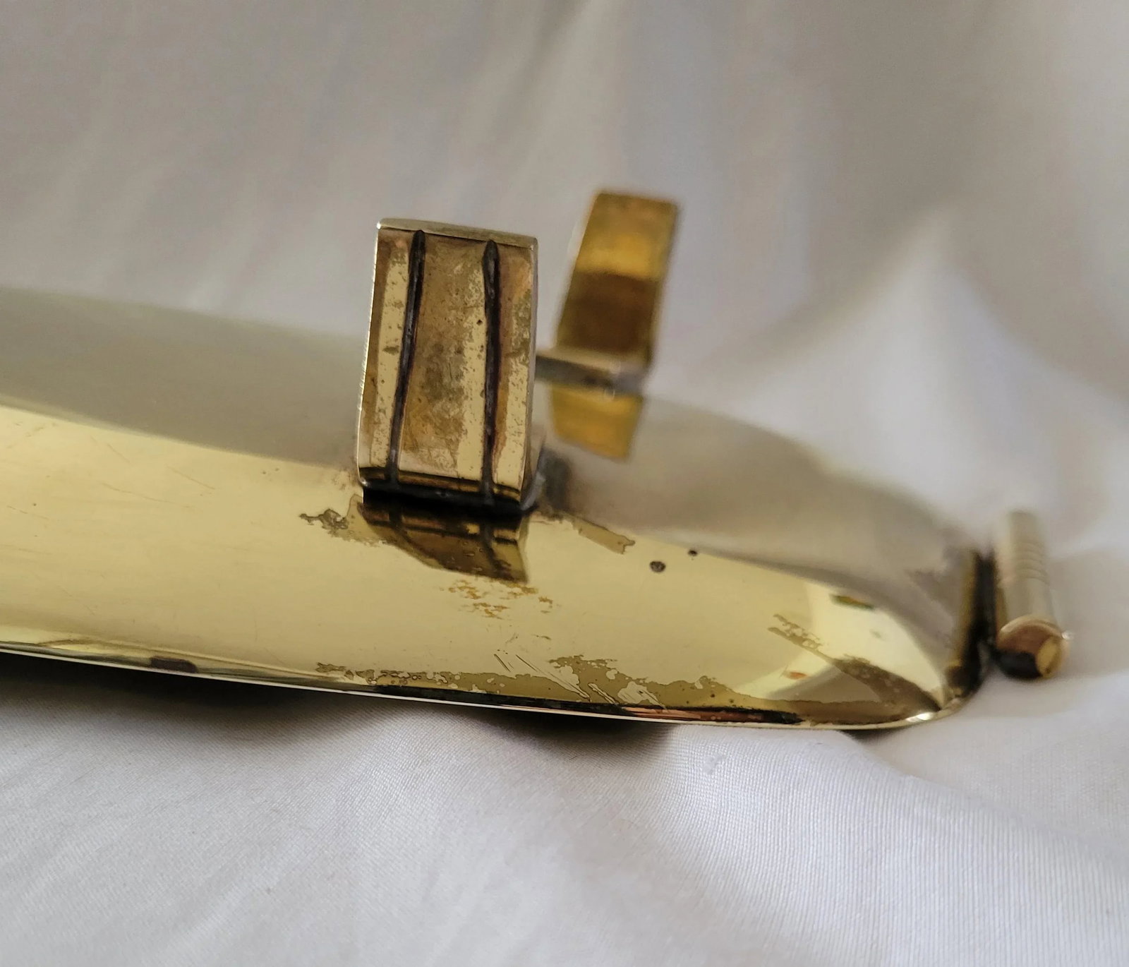 1980s Regency Tommi Parzinger for Doryln Silversmiths Brass Footrd Tray - 9