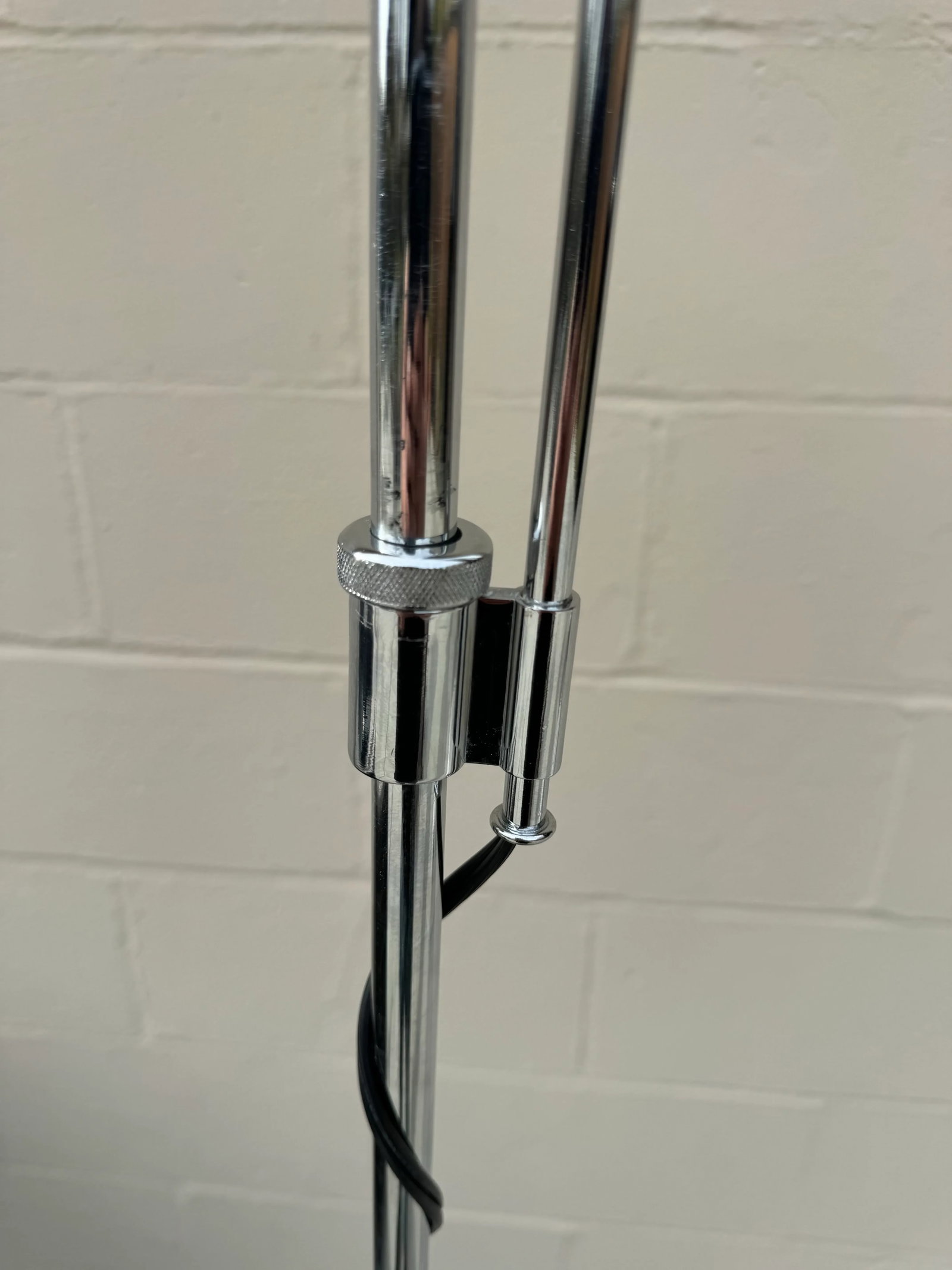1990's Thomas O'Brien Vintage Modern Black and Chrome Task Lamp - 5