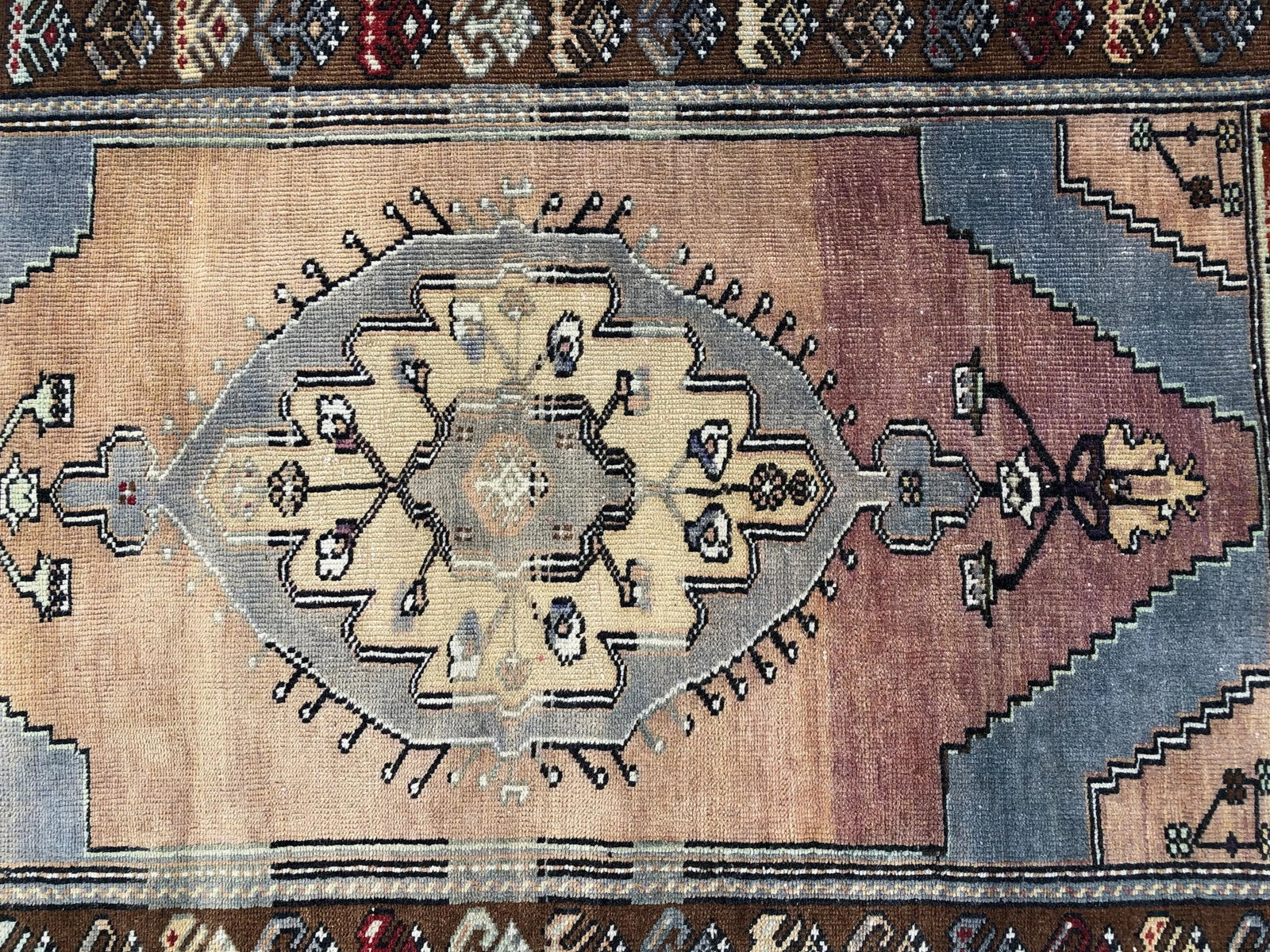 1970s Vintage Distressed Turkish Handmade Rug - 3'2'' * 5'6'' - 8