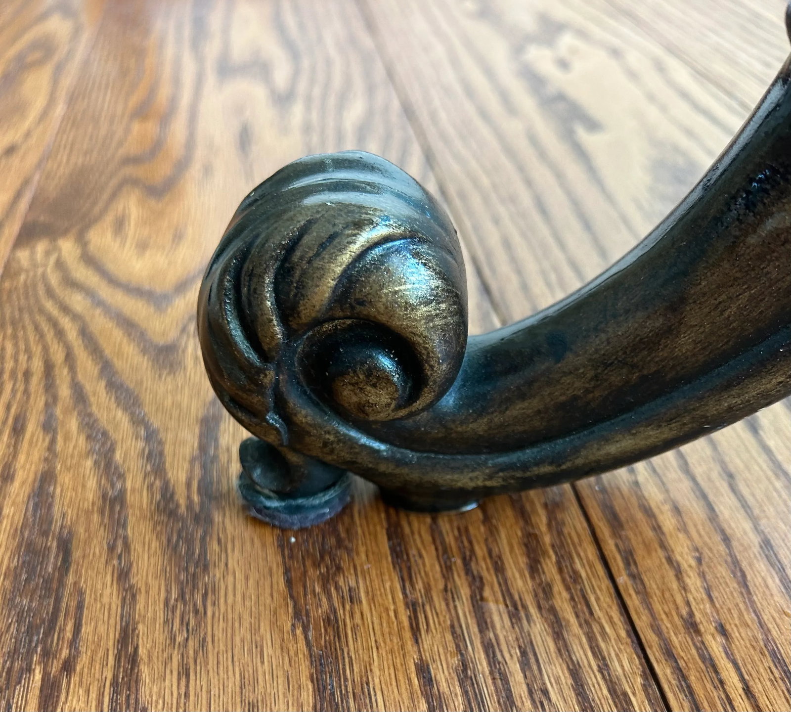 Henredon Leather Embossed Wood Accent Table - 11