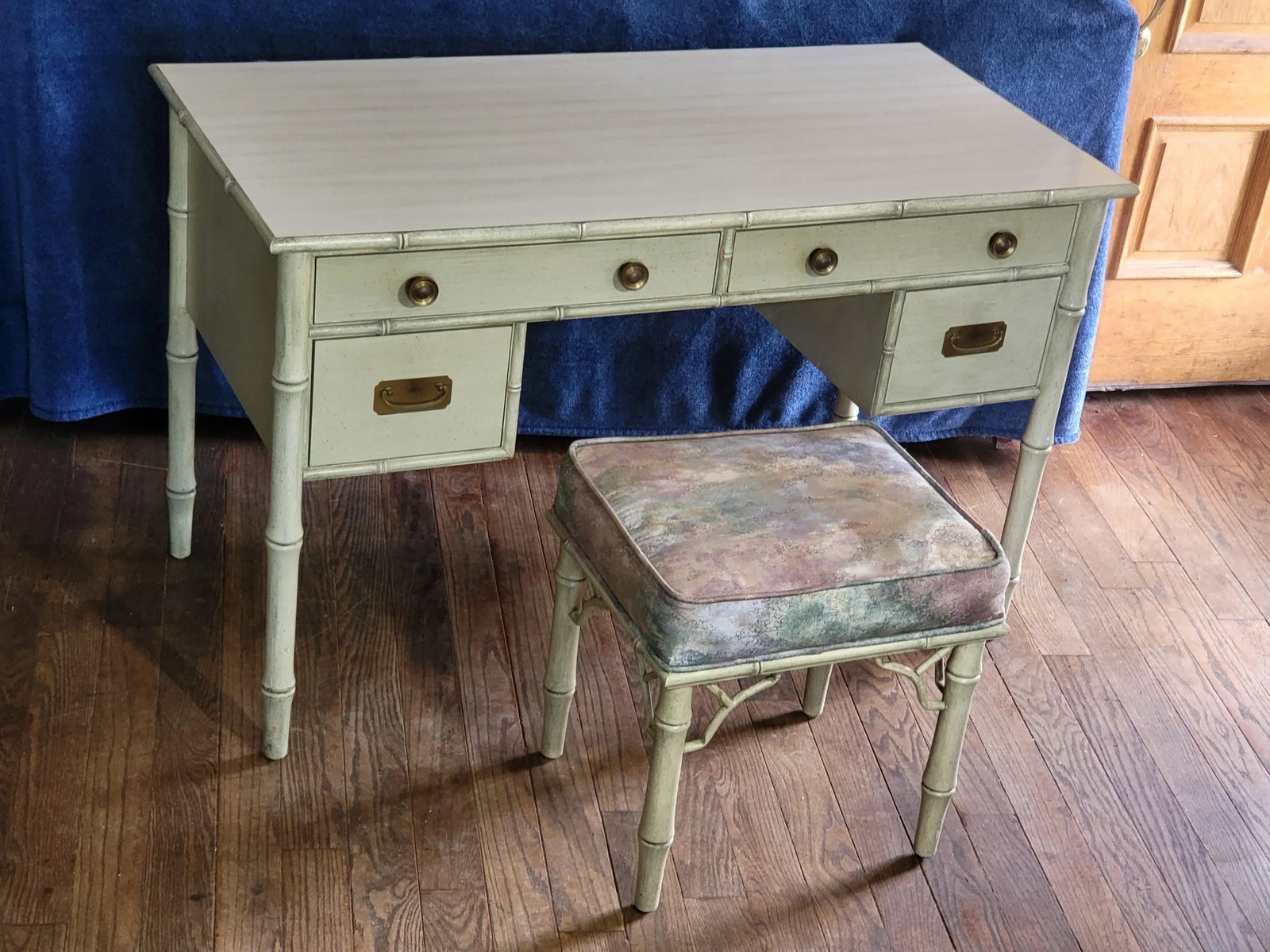Late 20th Century Ficks Reed Faux Bamboo Writing Desk and Stool - Set of 2 - 4