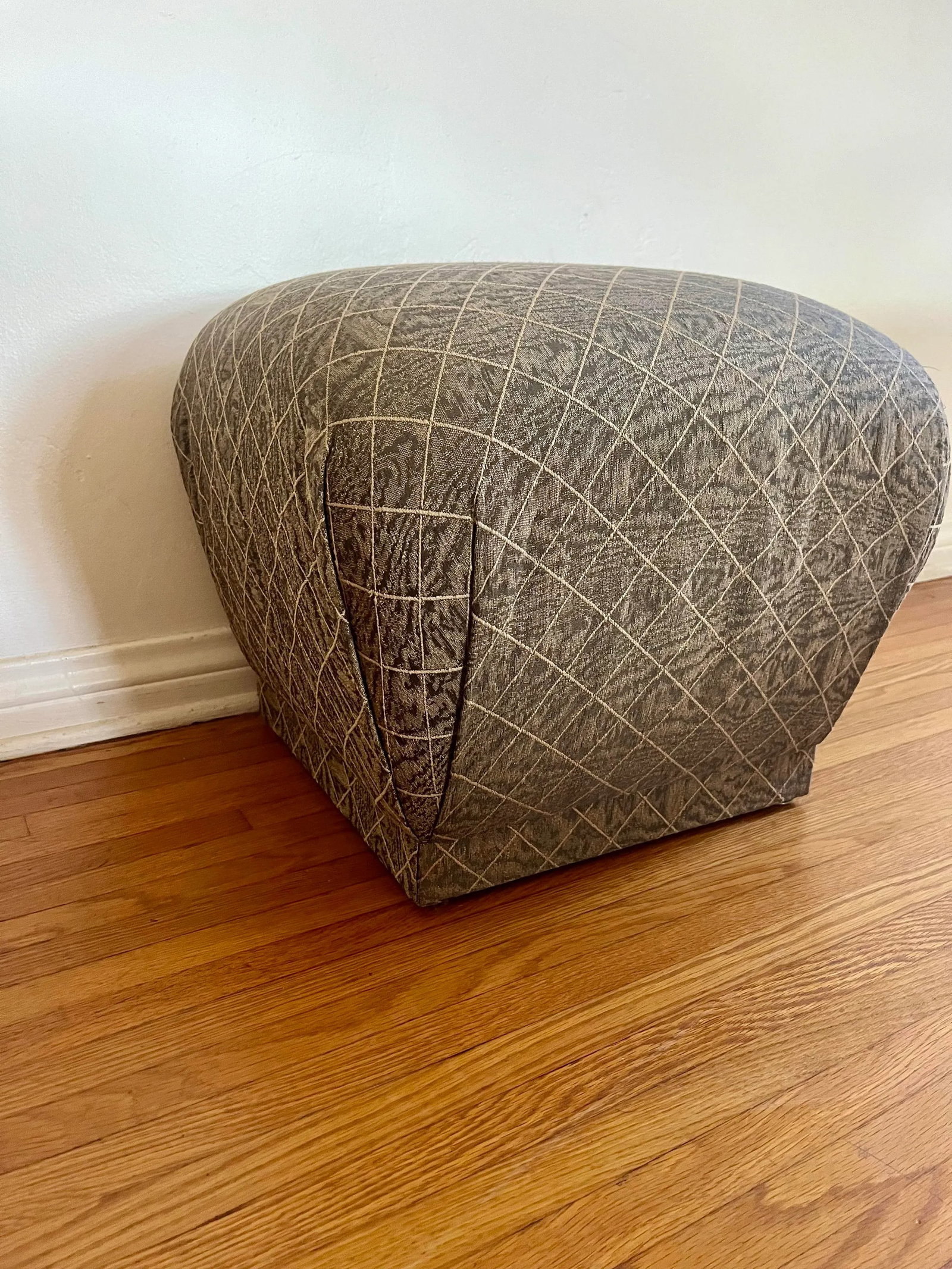 Vintage Marge Carson Pouf - 3