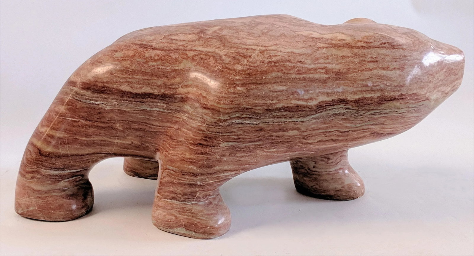 1980s Fred Begay Alabaster Bear Sculpture - 9