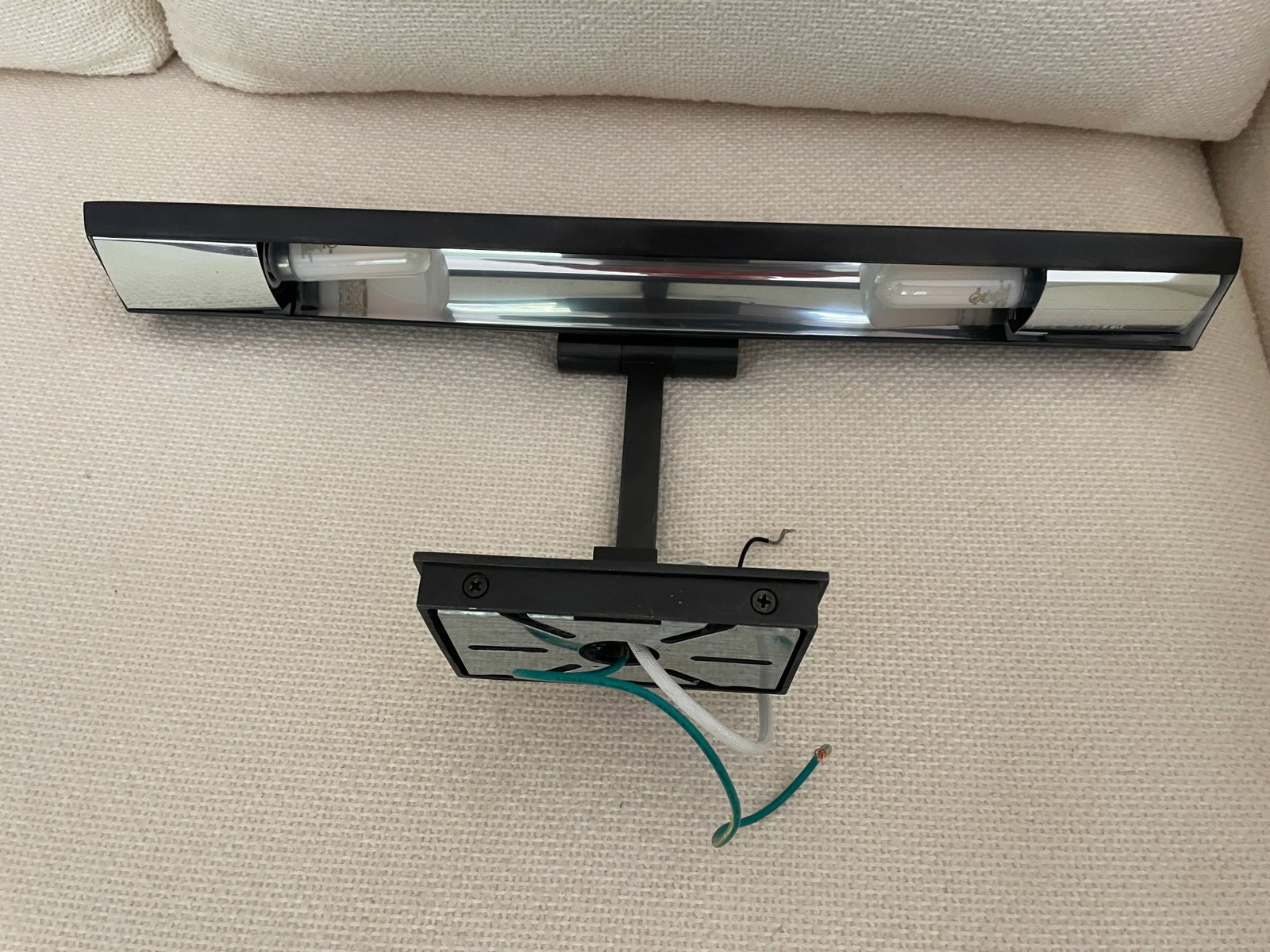 Visual Comfort McClain Picture Light - 4