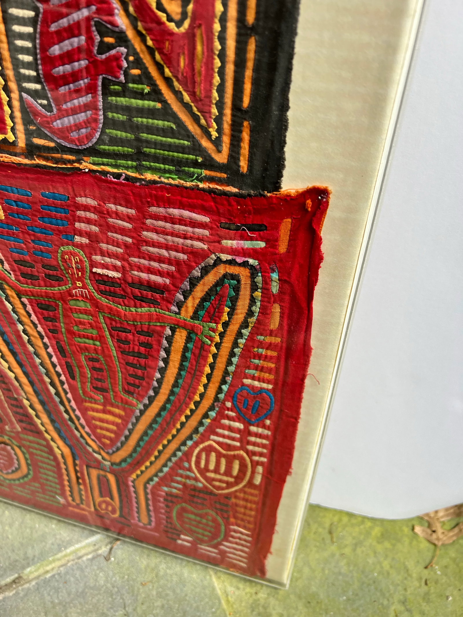 Vintage Framed Mola Textiles - 3