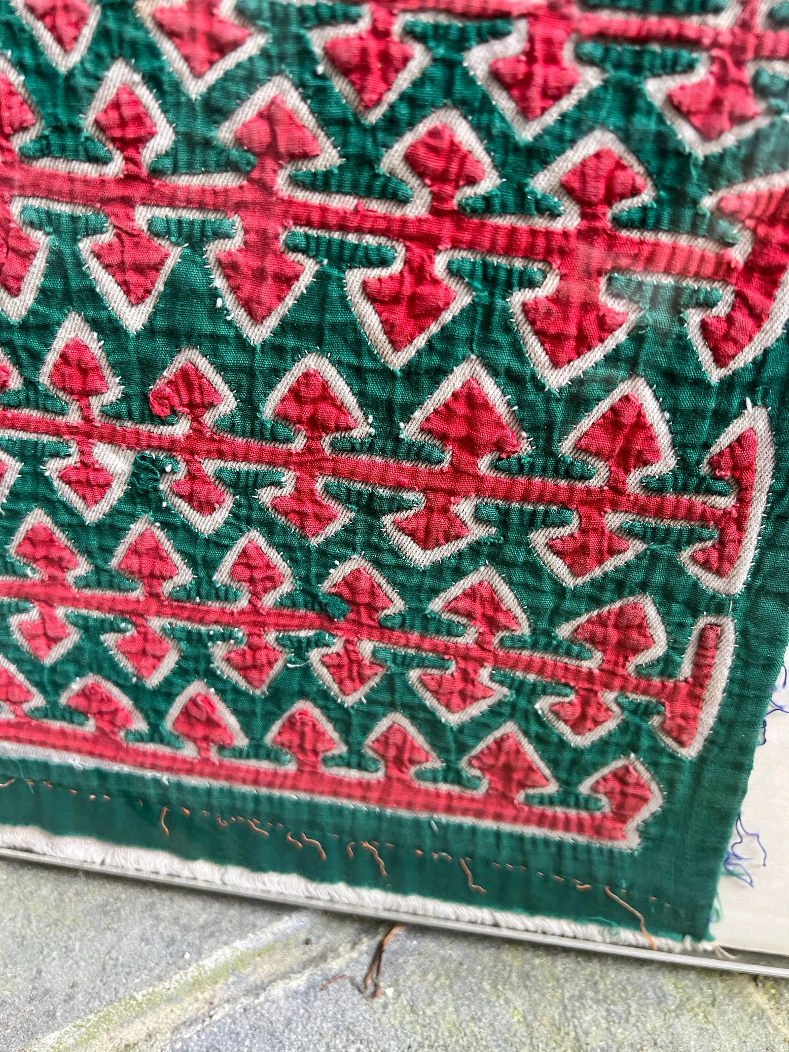 Vintage Framed Mola Textiles - 7