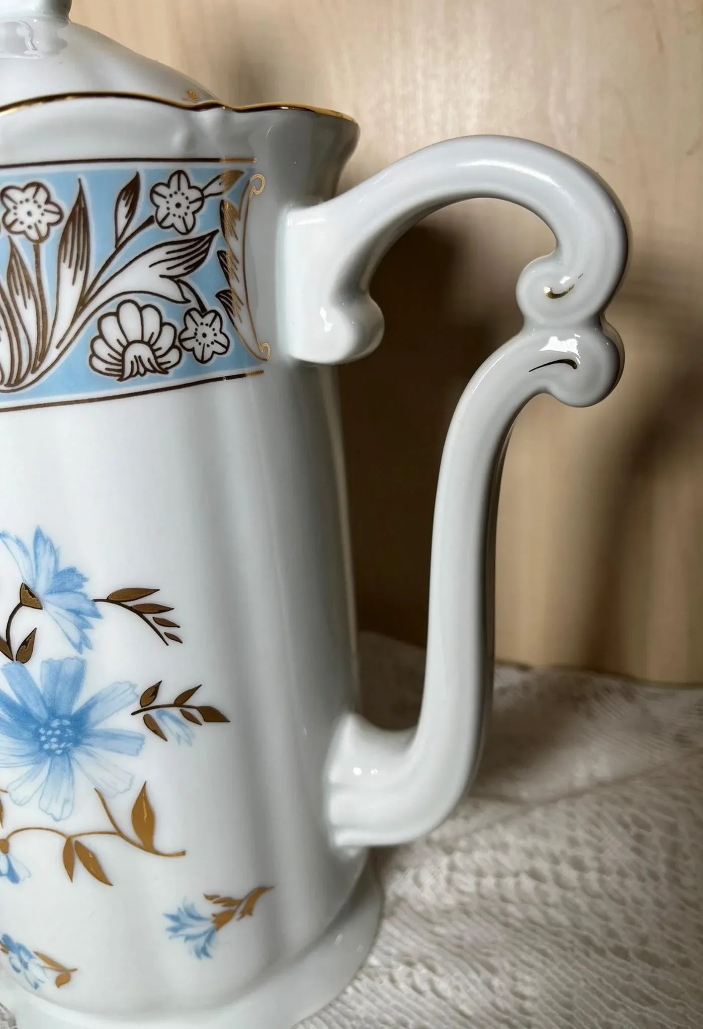 1970s Haas & Czjzek Czech Coffee/Tea Pot - Embossed Rim, Blue Floral and Gold Leaves, Gold Trim, Han - 4