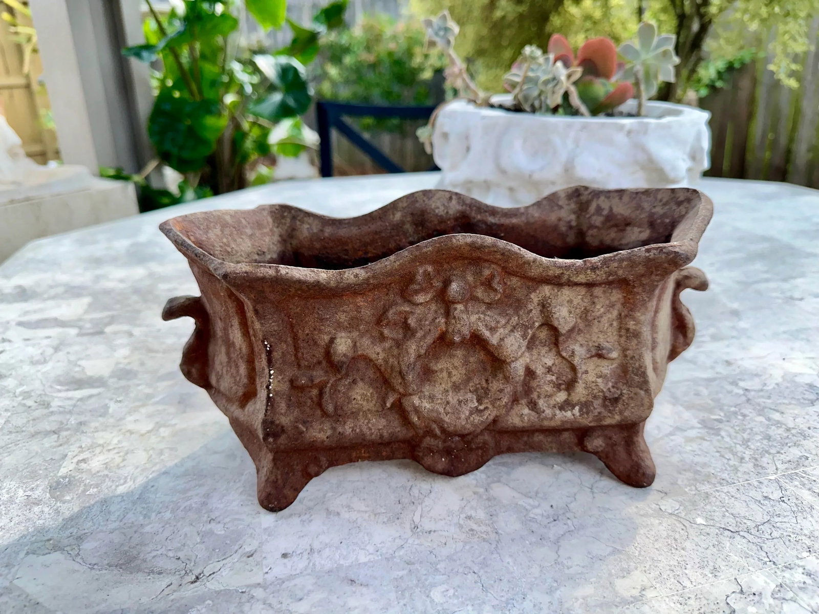 19th Century French Victorian Cast Iron Footed Jardiniere Cachepot - 4