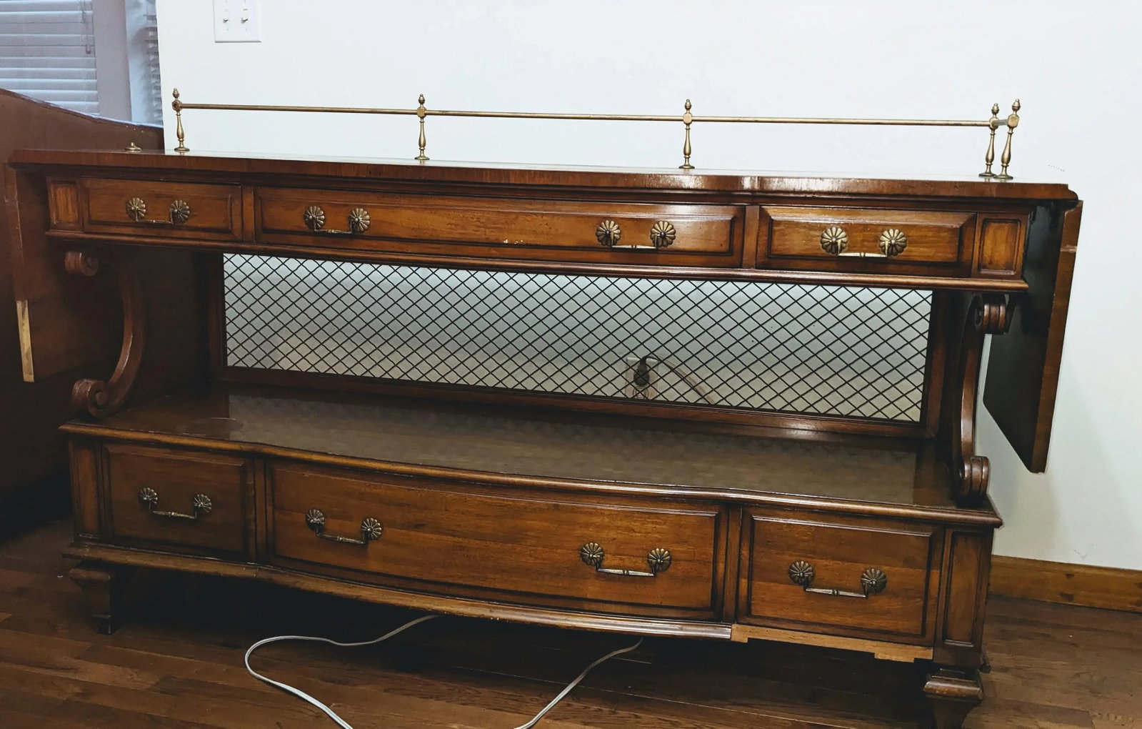 1940s Karges French Regency Louis XV Sideboard - 12