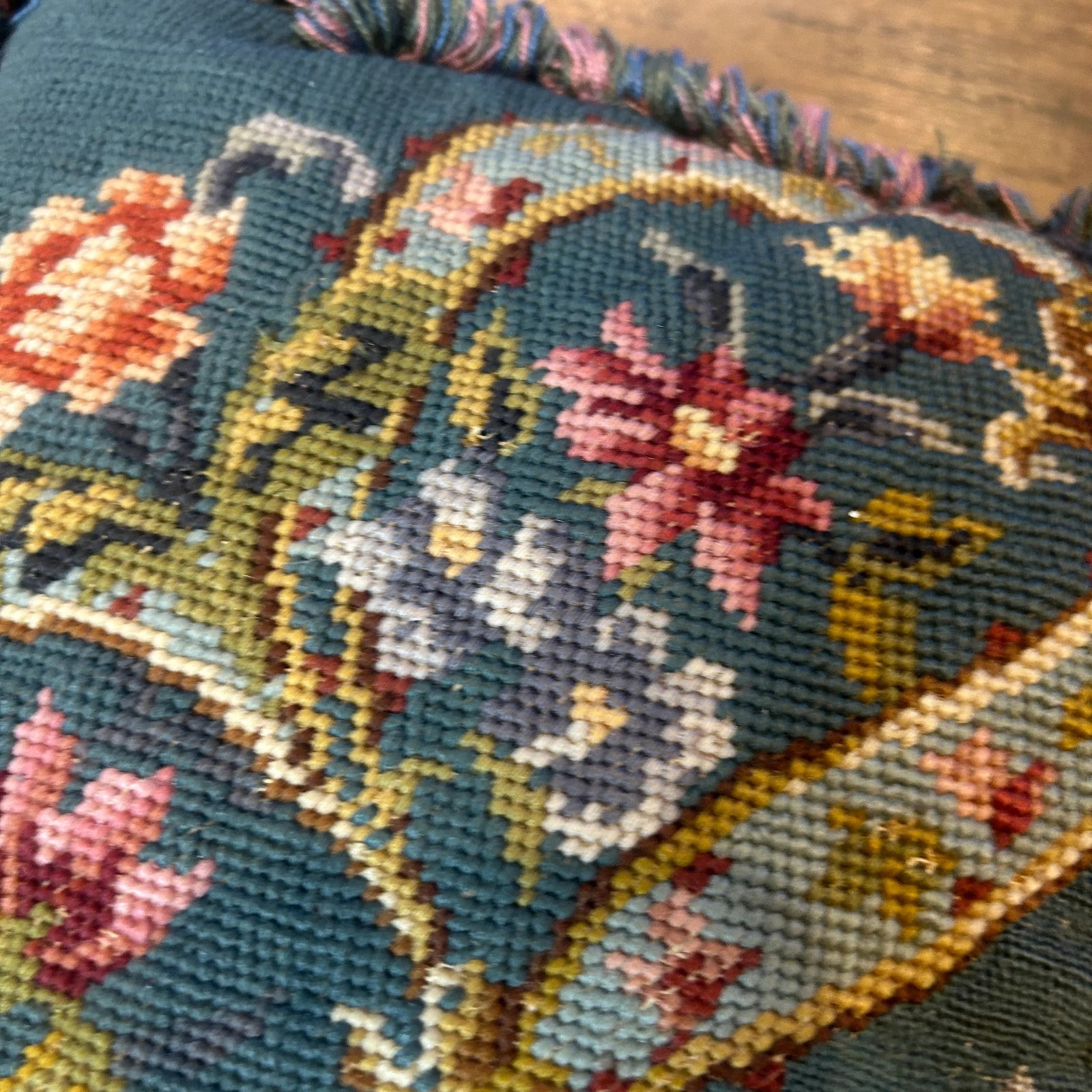 1940s Blue Floral Petit Point Needlepoint Fringe Pillow - 5
