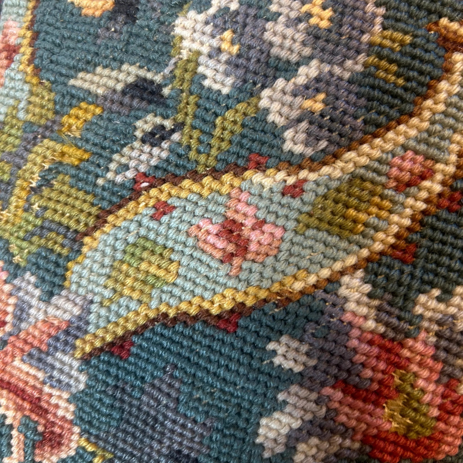 1940s Blue Floral Petit Point Needlepoint Fringe Pillow - 8