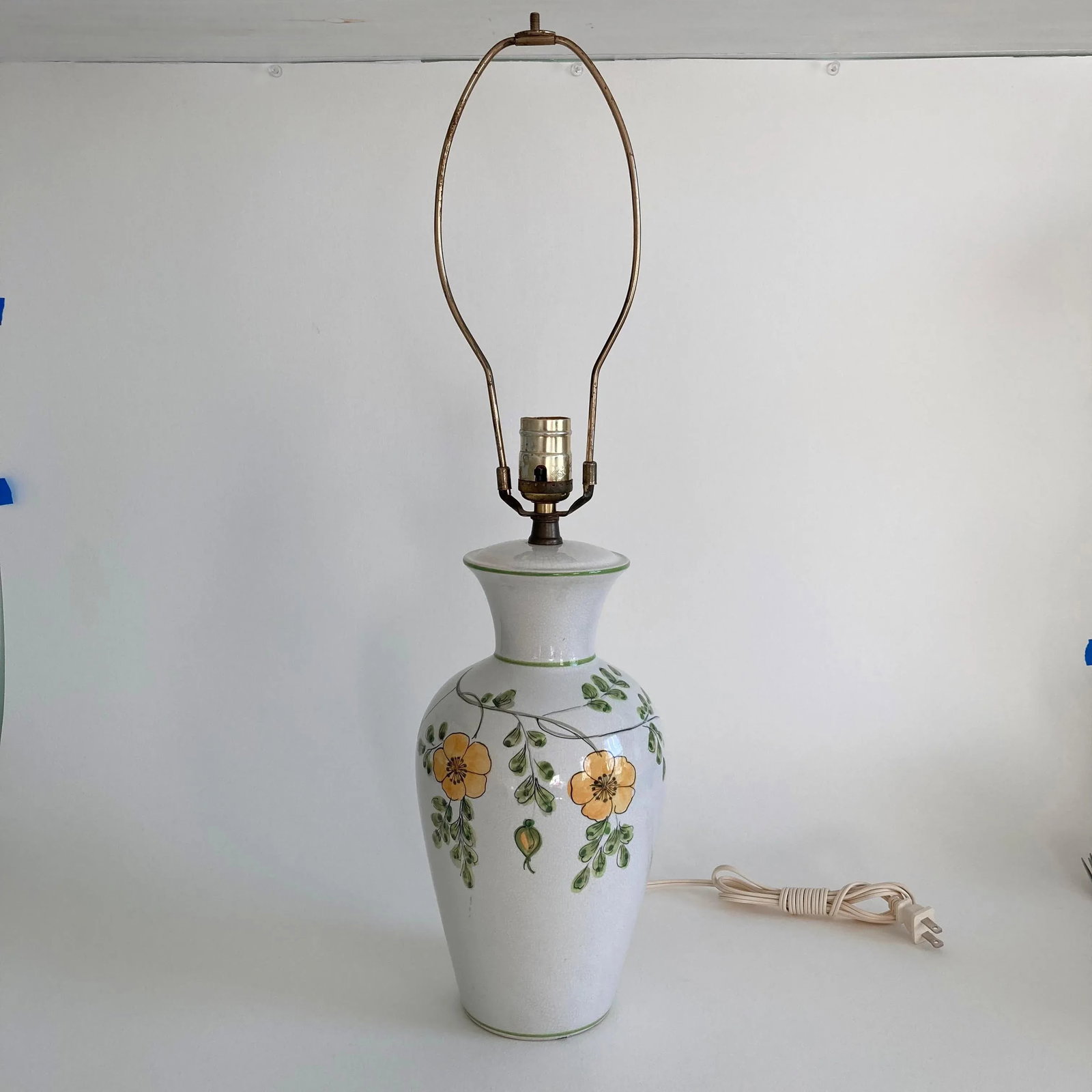 Vintage Ceramic Floral Pattern Yellow Green Colors Crackle Glaze Finish Table Lamp, Made in Italy Ci - 13