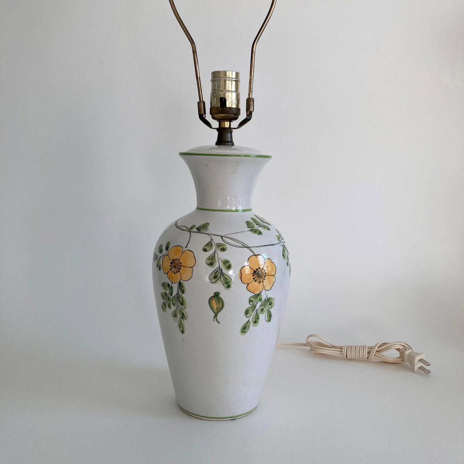 Vintage Ceramic Floral Pattern Yellow Green Colors Crackle Glaze Finish Table Lamp, Made in Italy Ci - 2