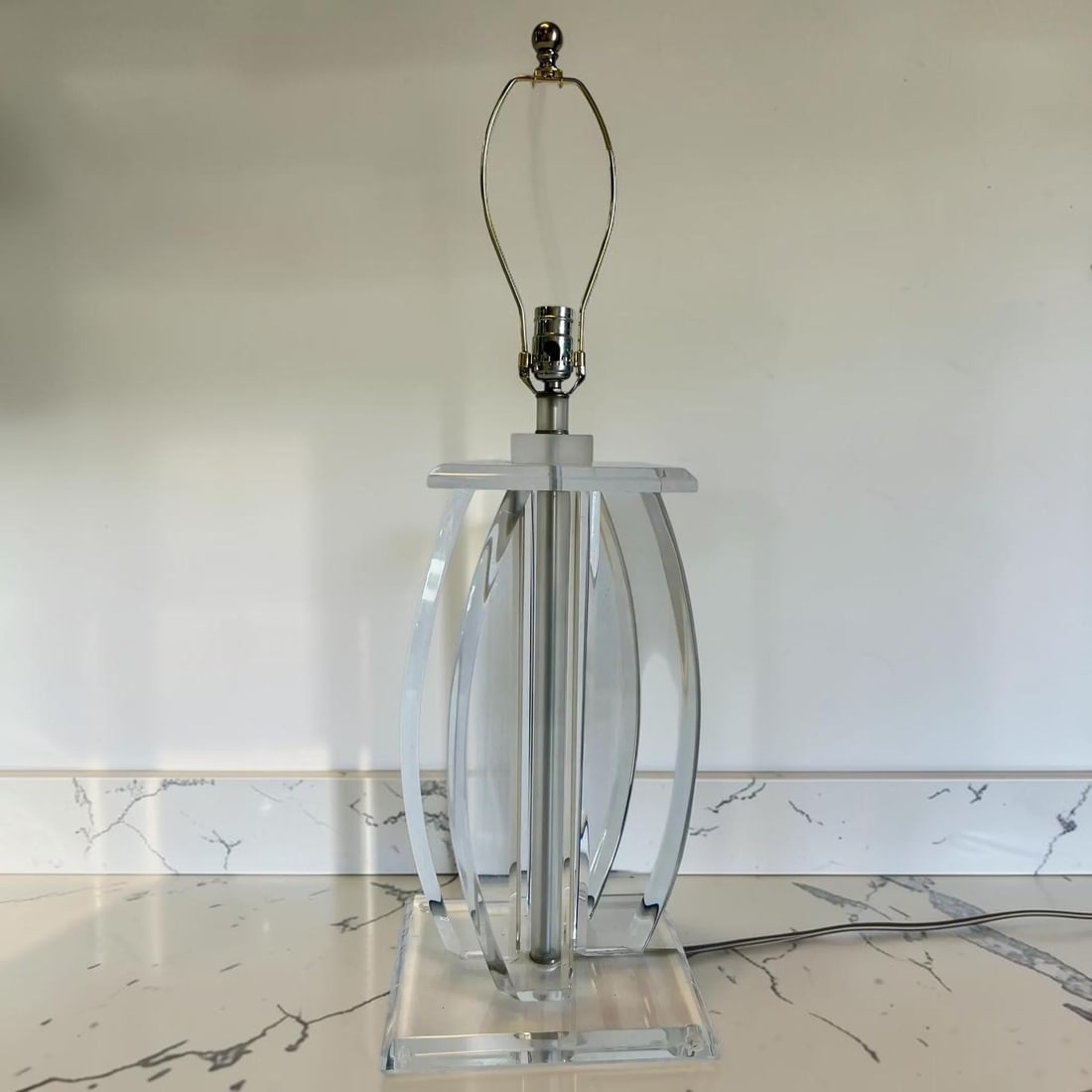 Van Teal Style Lucite Table Lamp - 4