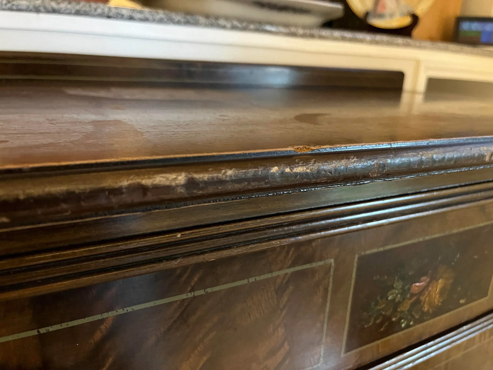 Antique Mahogany 4 Drawer Dresser With Casters. By Charles R Sligh - 6